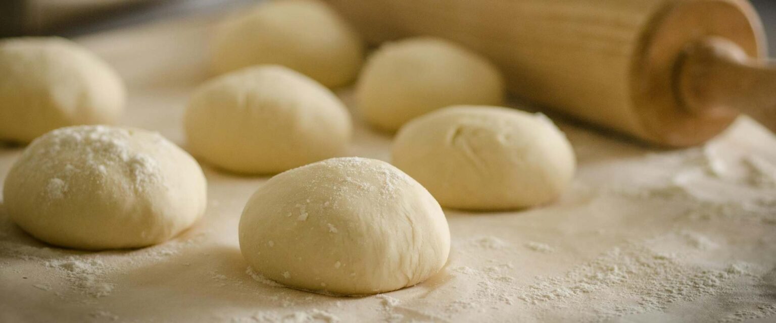 Pizzateig geht nicht auf Ursachen und Lösungen